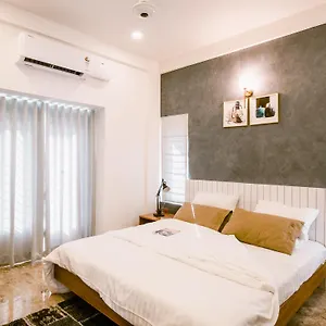  Aparthotel Avalon Homes